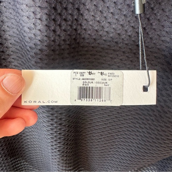 NWT Koral - Sofia Mesh Pullover In Black Sz
S Koral Sofia Netz Pullover - Picture 7 of 9